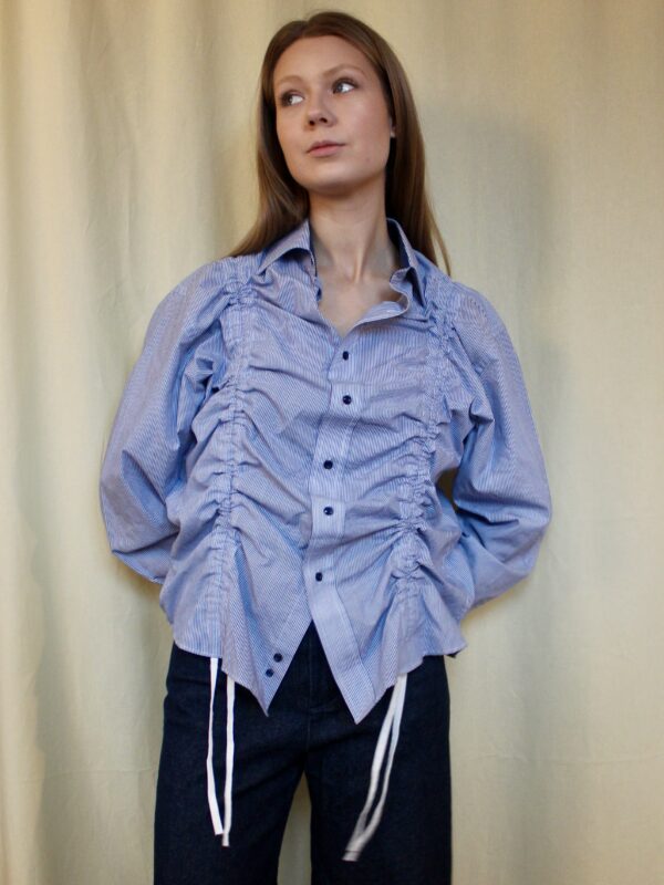 SIGNATURE SHIRT 10